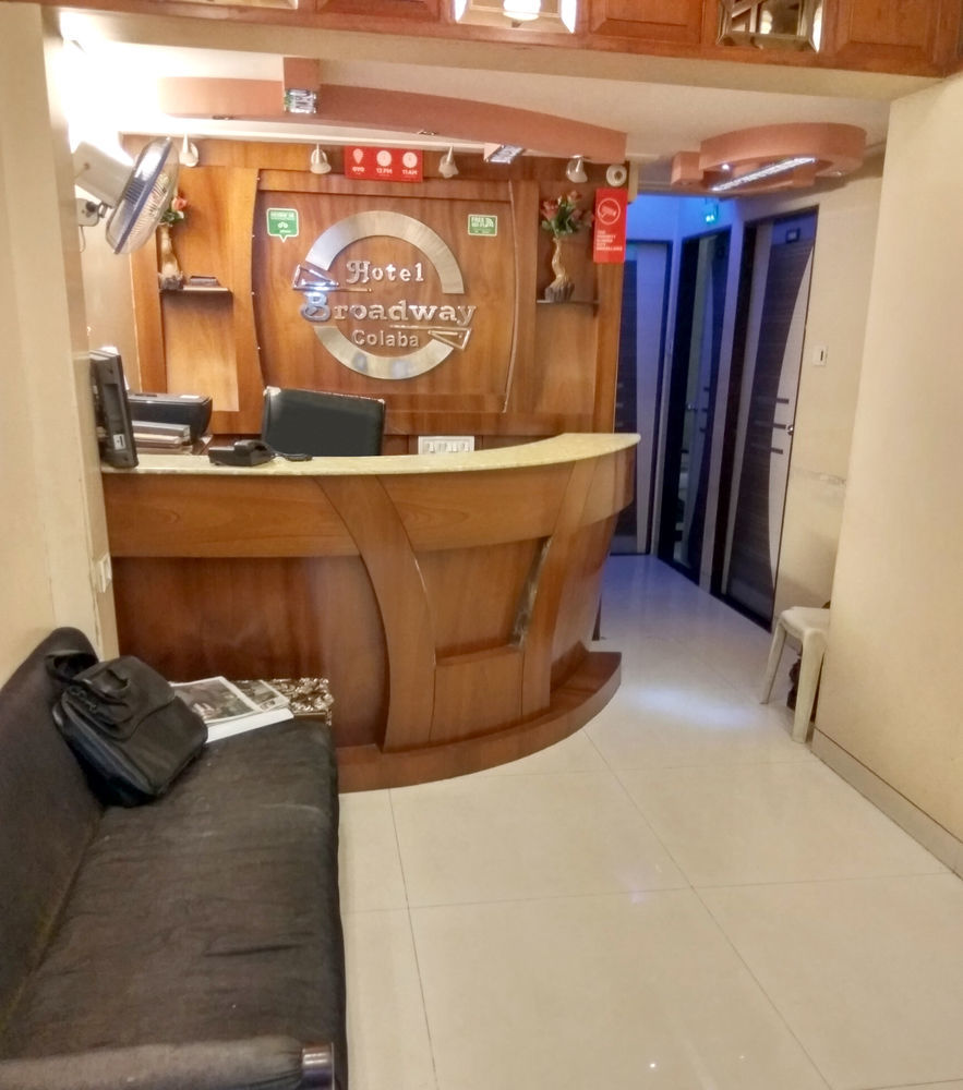 Hotel Broadway Colaba Мумбаї Екстер'єр фото
